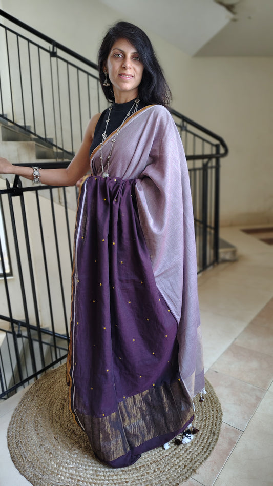 Handwoven Mul cotton saree with zari pallu - wine