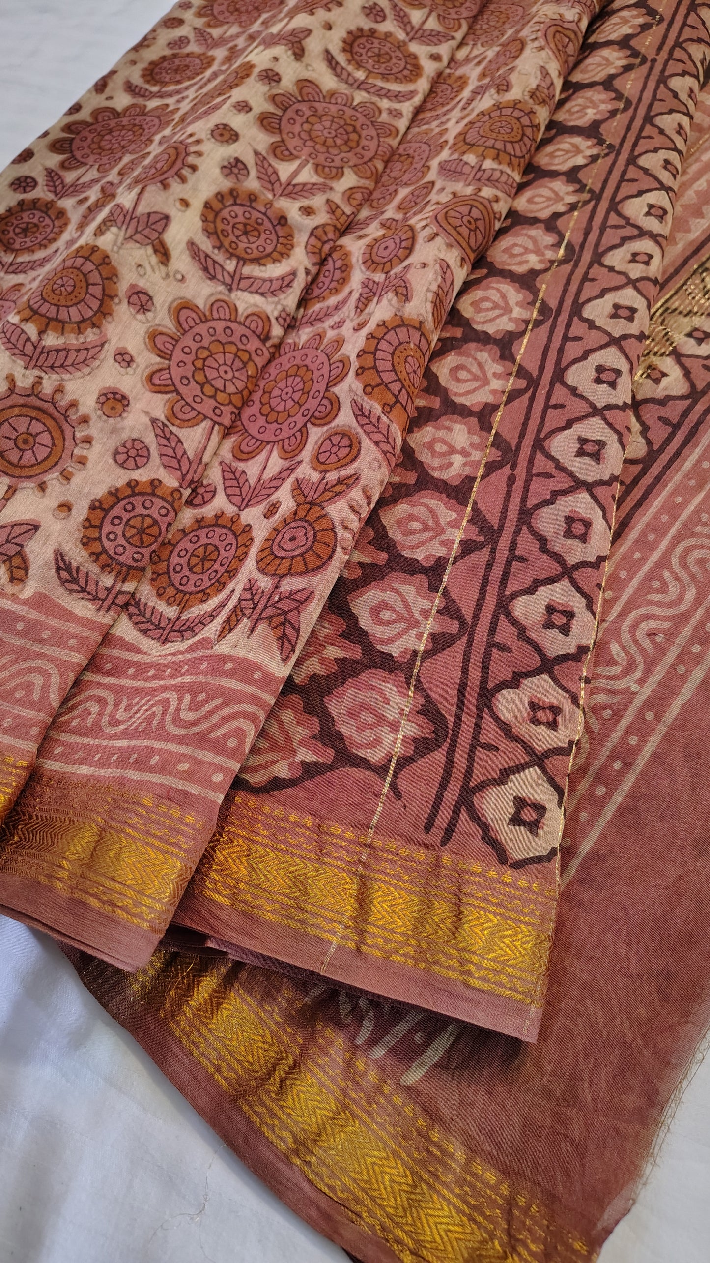 Handblock Printed Maheshwari Silk Saree – Lightweight, Traditional Elegance
