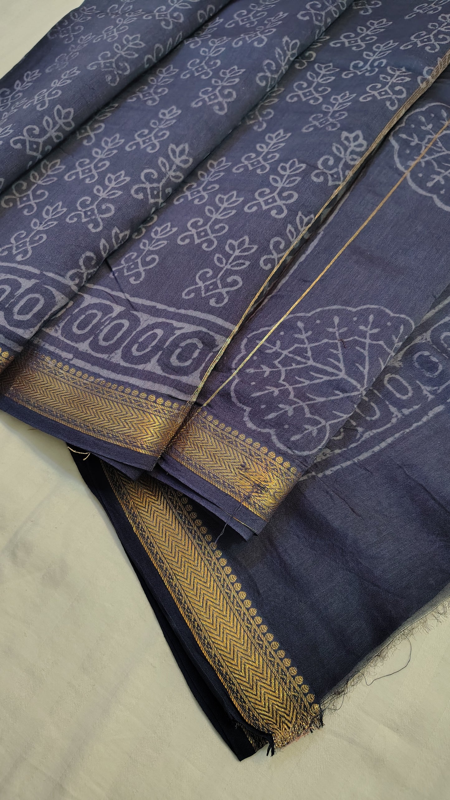 Handblock Printed Maheshwari Silk Saree – Lightweight, Traditional Elegance