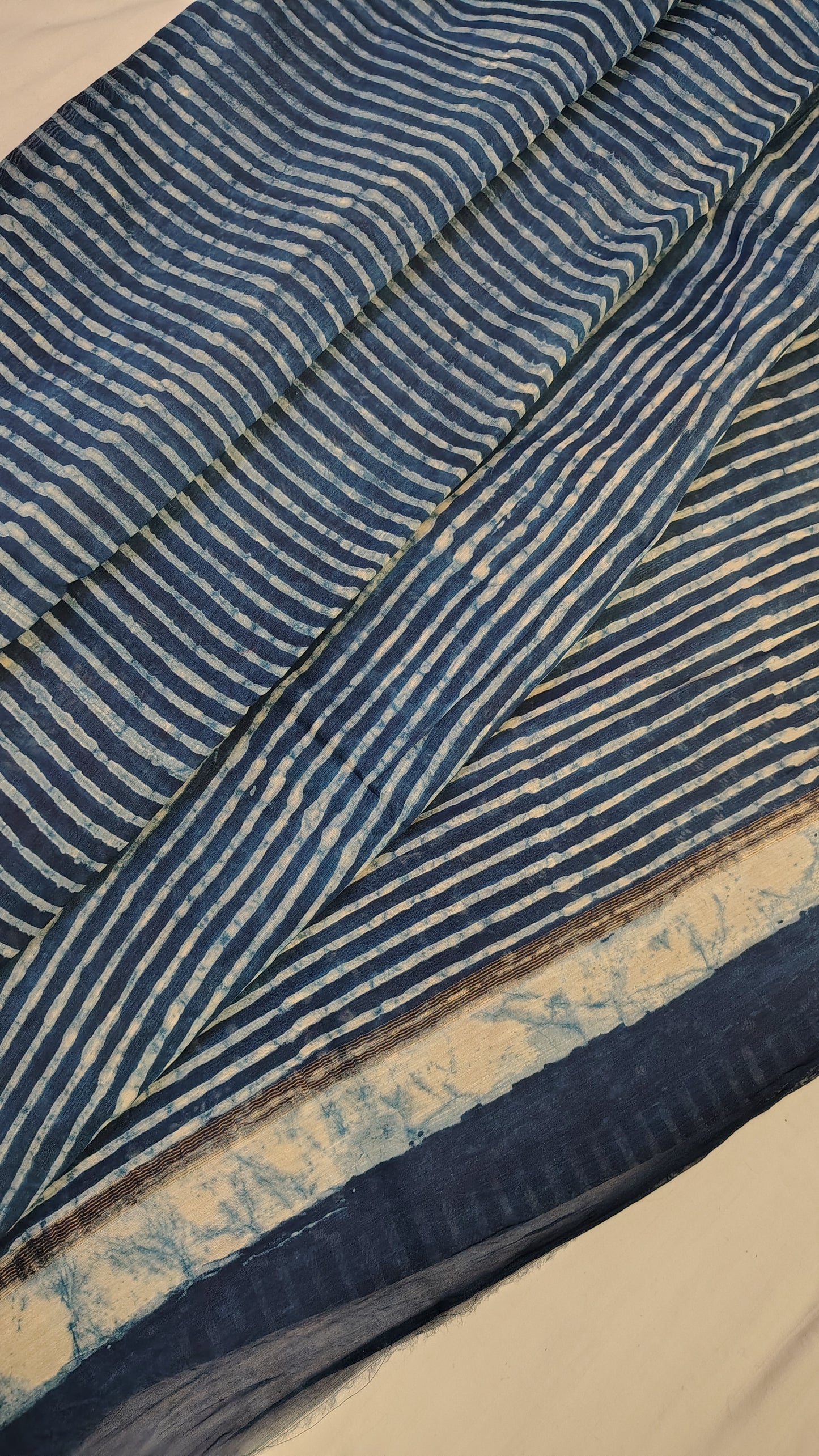 Handblock Printed Maheshwari Silk Saree – Lightweight, Traditional Elegance