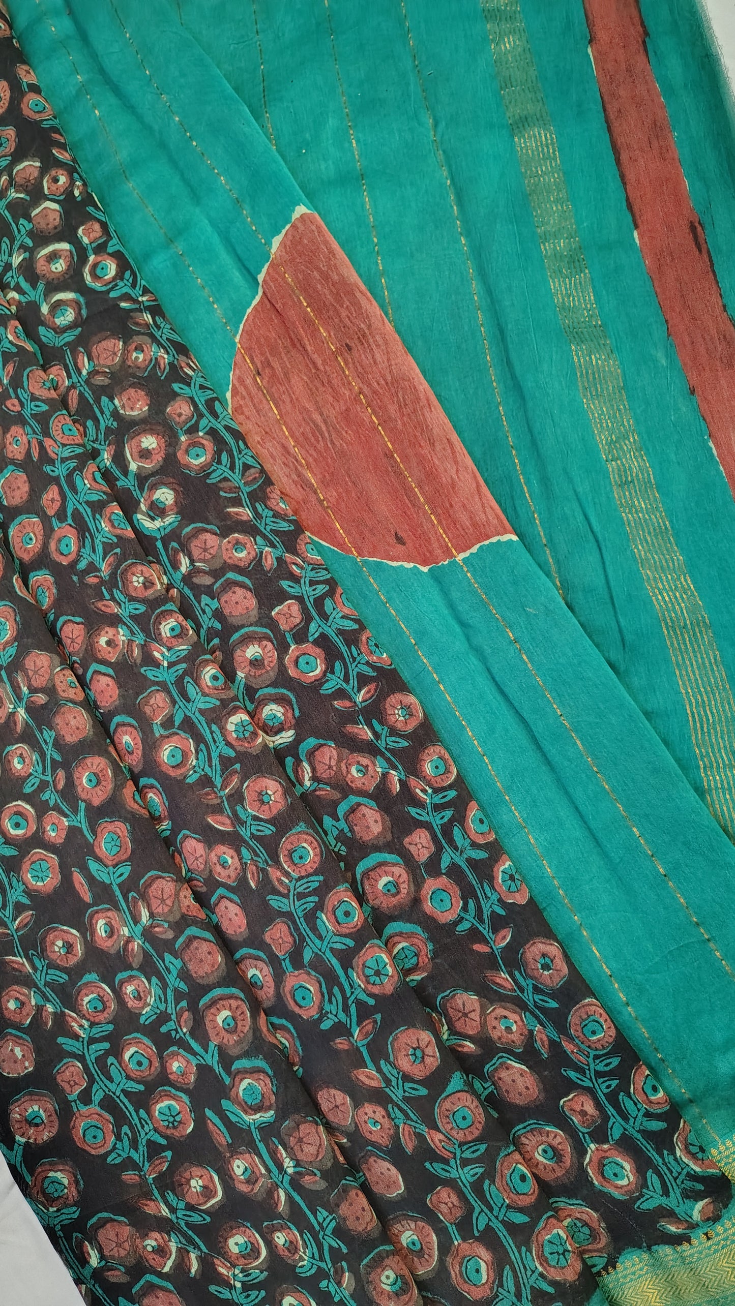 Handblock Printed Maheshwari Silk Saree – Lightweight, Traditional Elegance