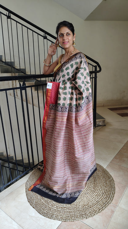 Handblock Printed Maheshwari Silk Saree – Lightweight, Traditional Elegance