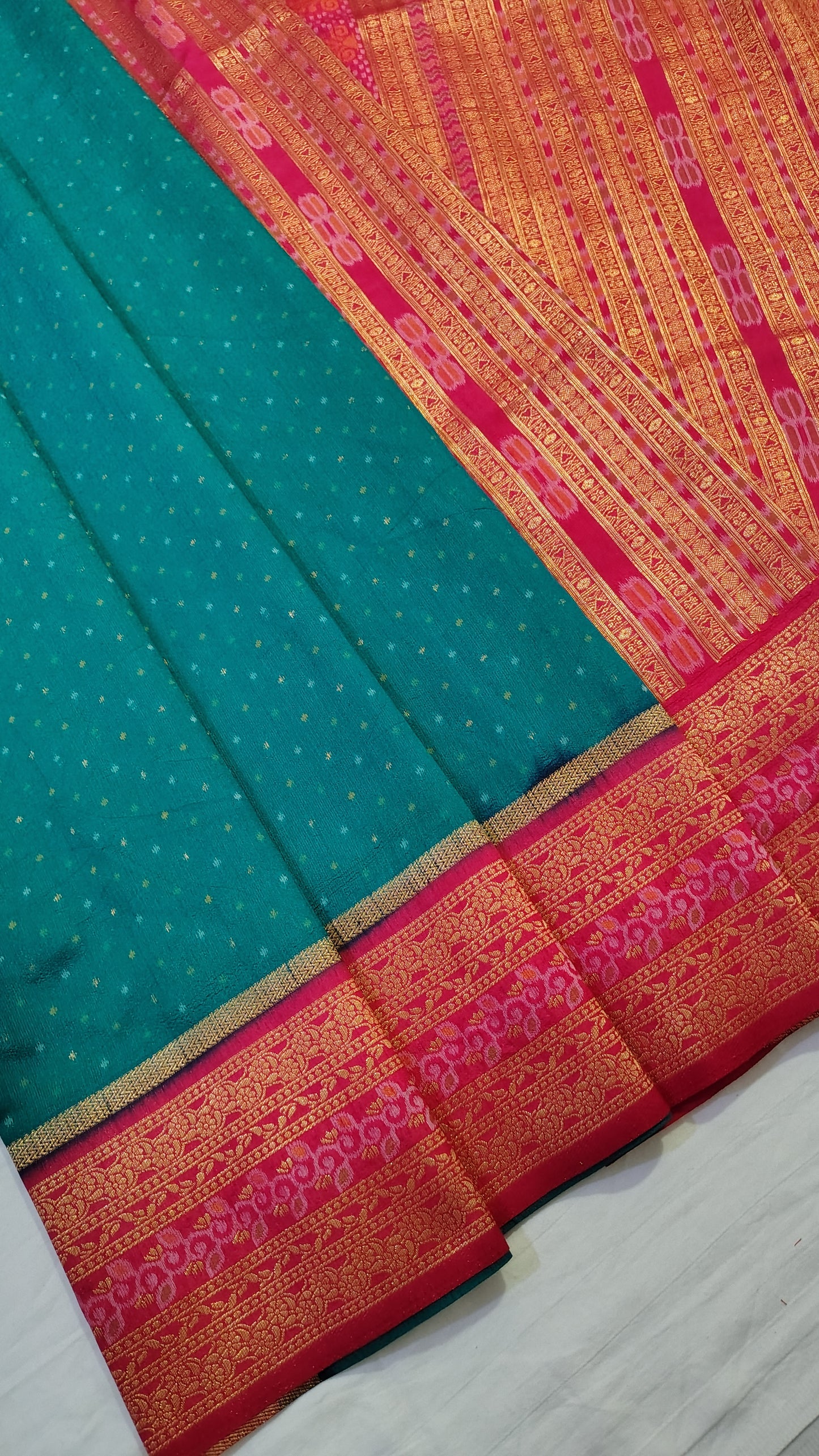 Traditional TUSSAR SILK Saree – Perfect for Festive and Wedding Looks