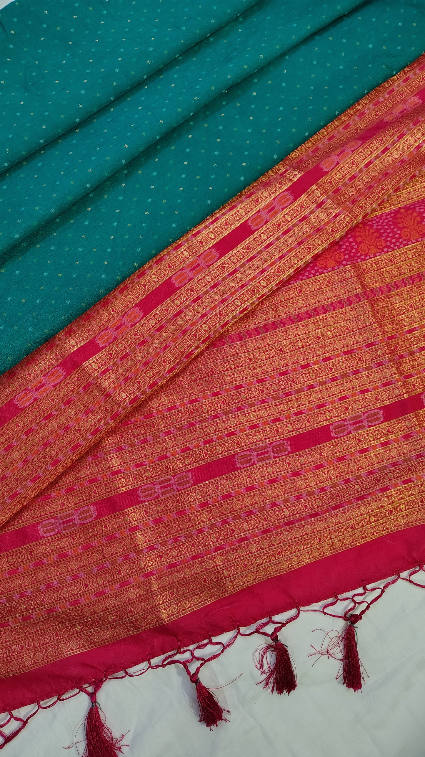 Traditional TUSSAR SILK Saree – Perfect for Festive and Wedding Looks