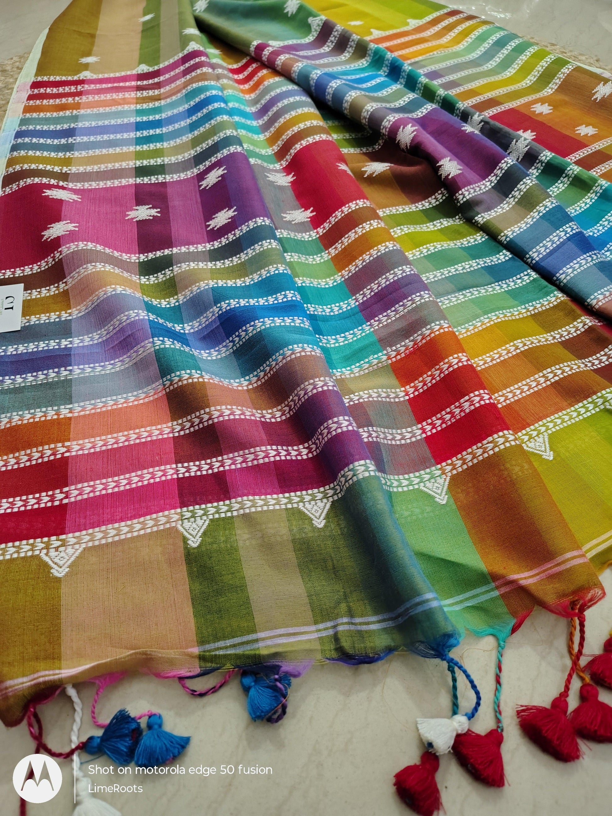 BHUJODI WEAVES - Multicolor Bhujodi Weaves | Handwoven Pure Cotton Sarees from Kutch - Limeroots