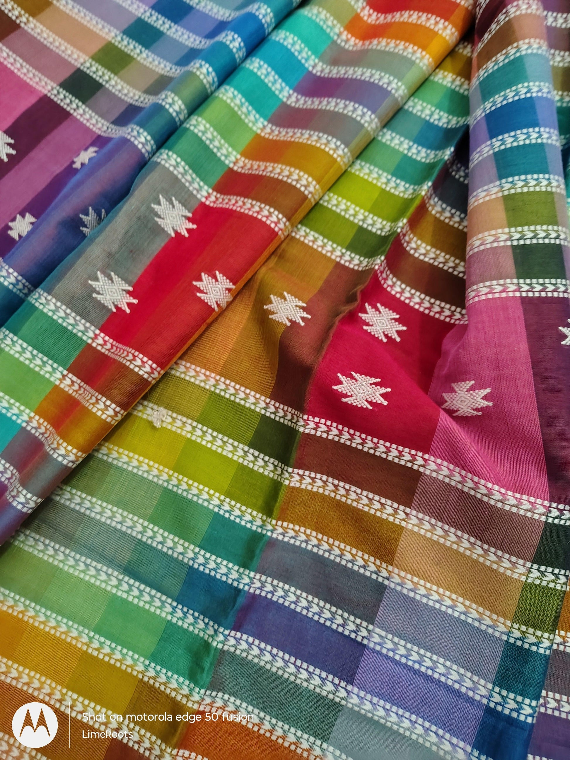 BHUJODI WEAVES - Multicolor Bhujodi Weaves | Handwoven Pure Cotton Sarees from Kutch - Limeroots