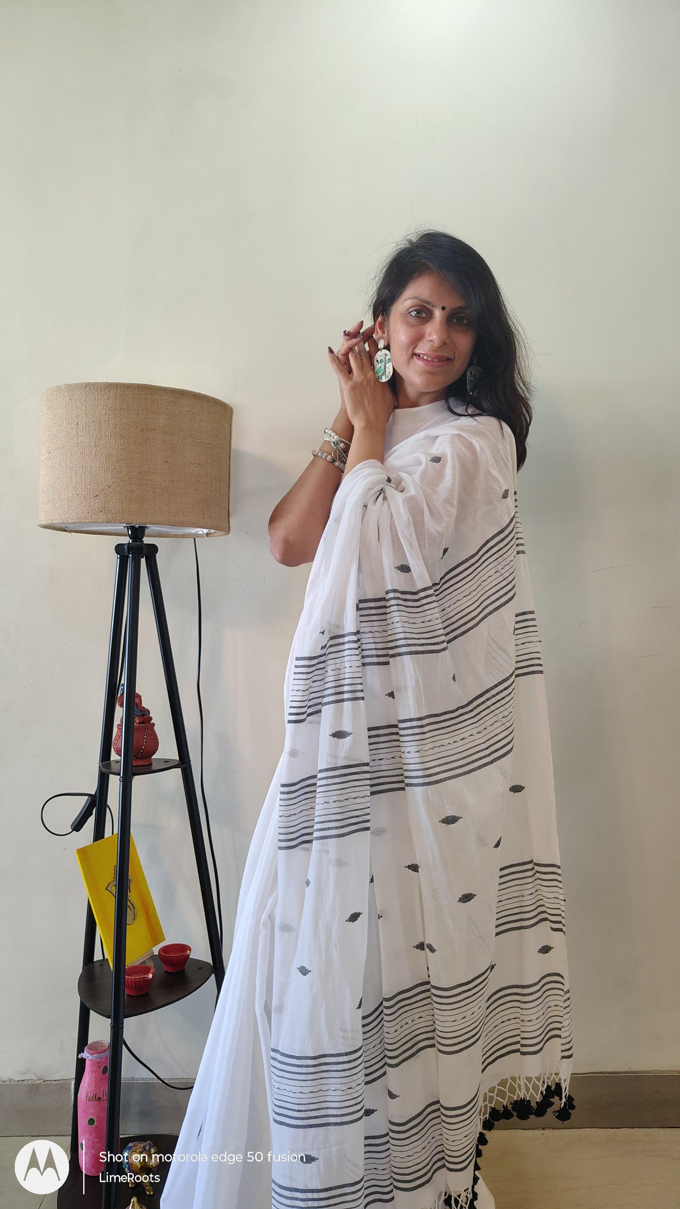 MULMUL SAREE - FULL VIEW